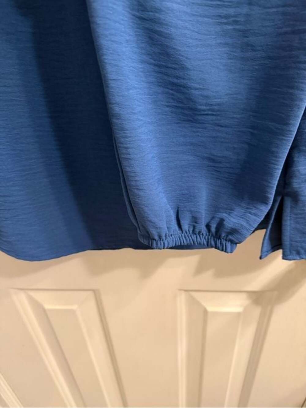 AIS Women's Blue Long-Sleeve Tie-Neck Top Sz L - Picture 5 of 8